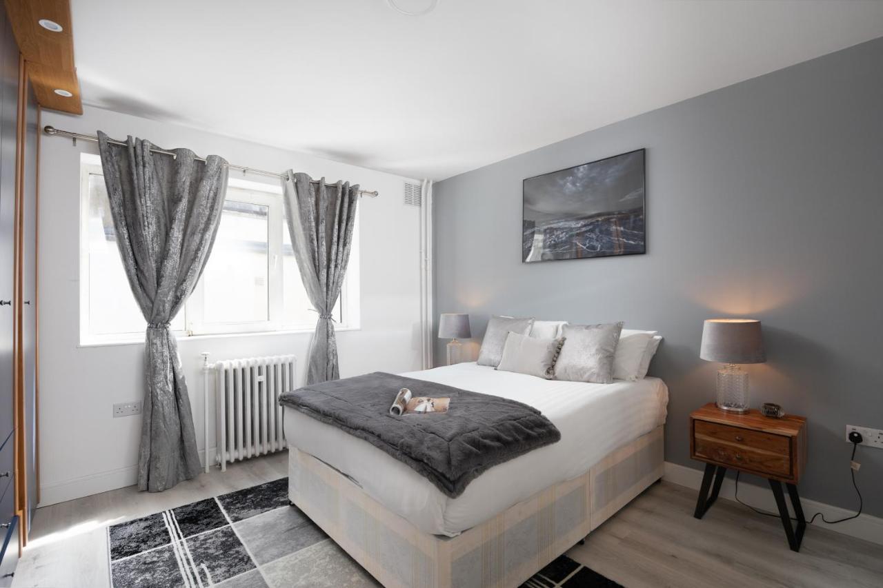 Spacious 4 Bedroom House Next To Kensington Palace ロンドン エクステリア 写真