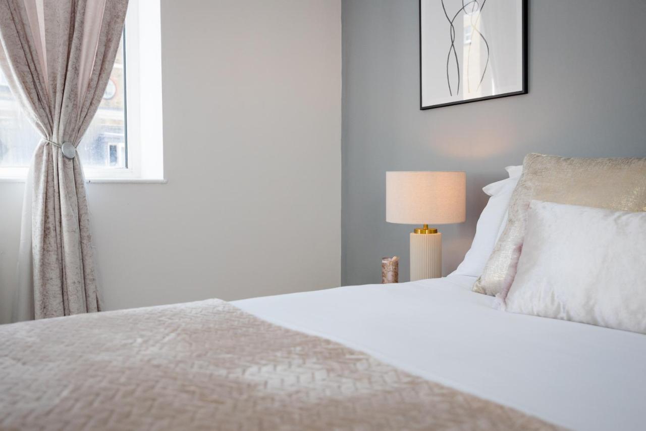 Spacious 4 Bedroom House Next To Kensington Palace ロンドン エクステリア 写真