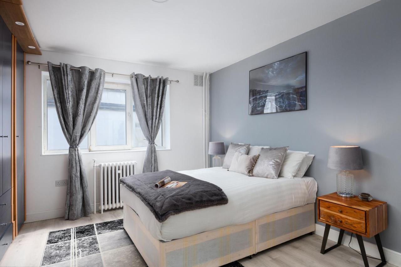 Spacious 4 Bedroom House Next To Kensington Palace ロンドン エクステリア 写真