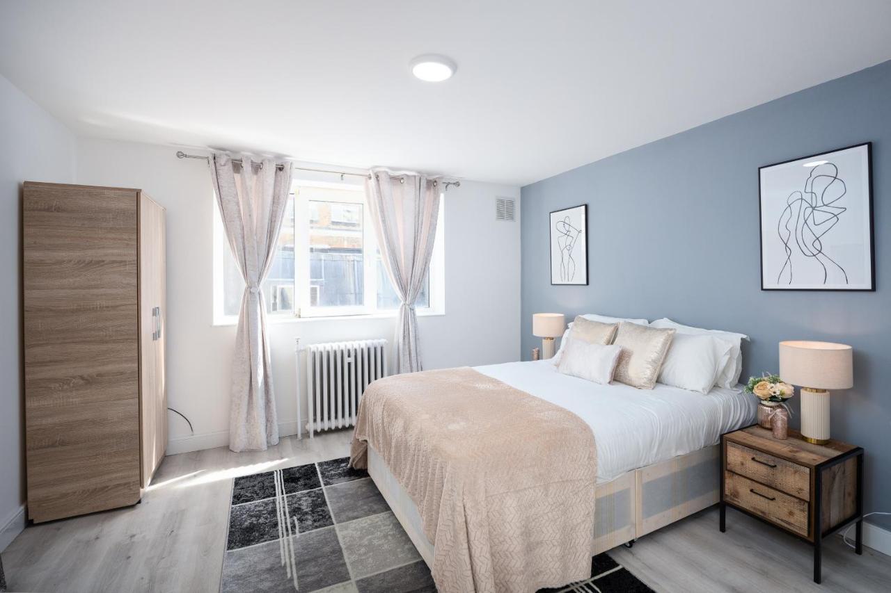 Spacious 4 Bedroom House Next To Kensington Palace ロンドン エクステリア 写真