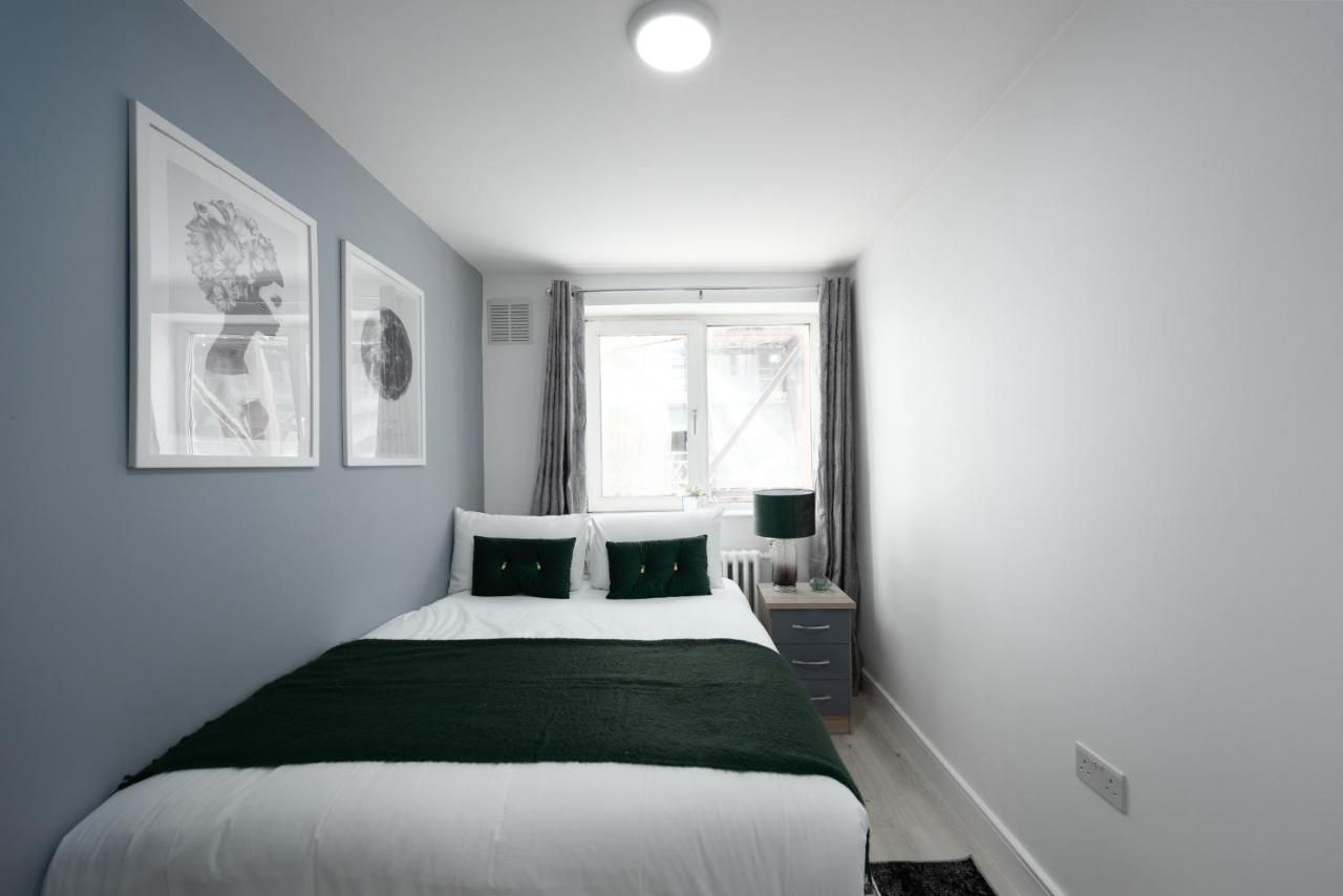 Spacious 4 Bedroom House Next To Kensington Palace ロンドン エクステリア 写真